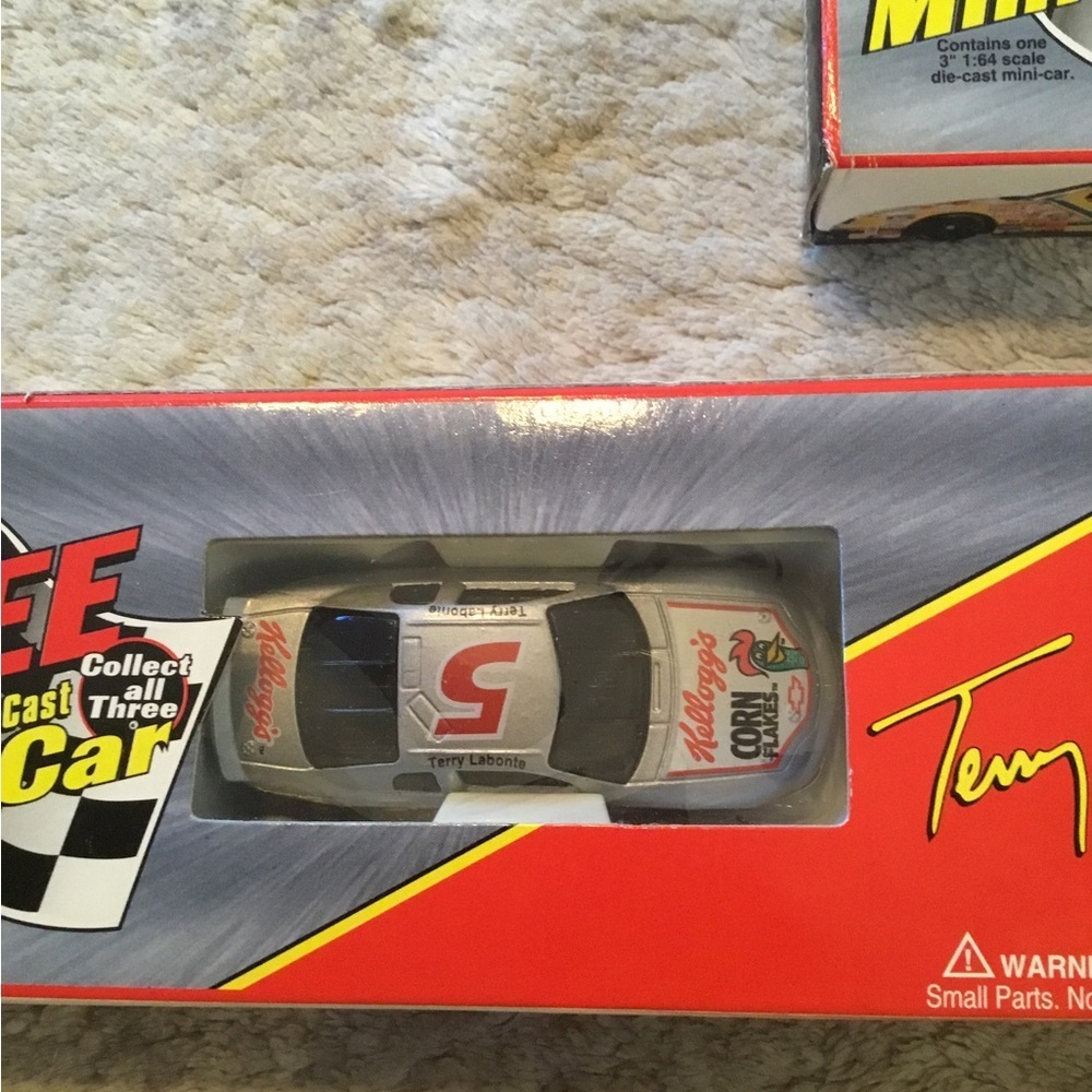 Toy Racing Die Cast NASCAR Collector Set - Picture 5 of 5